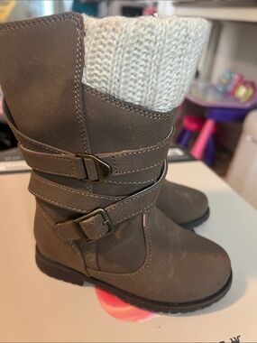Rachel Shoes Brown Boots with Cream Knit Cuff